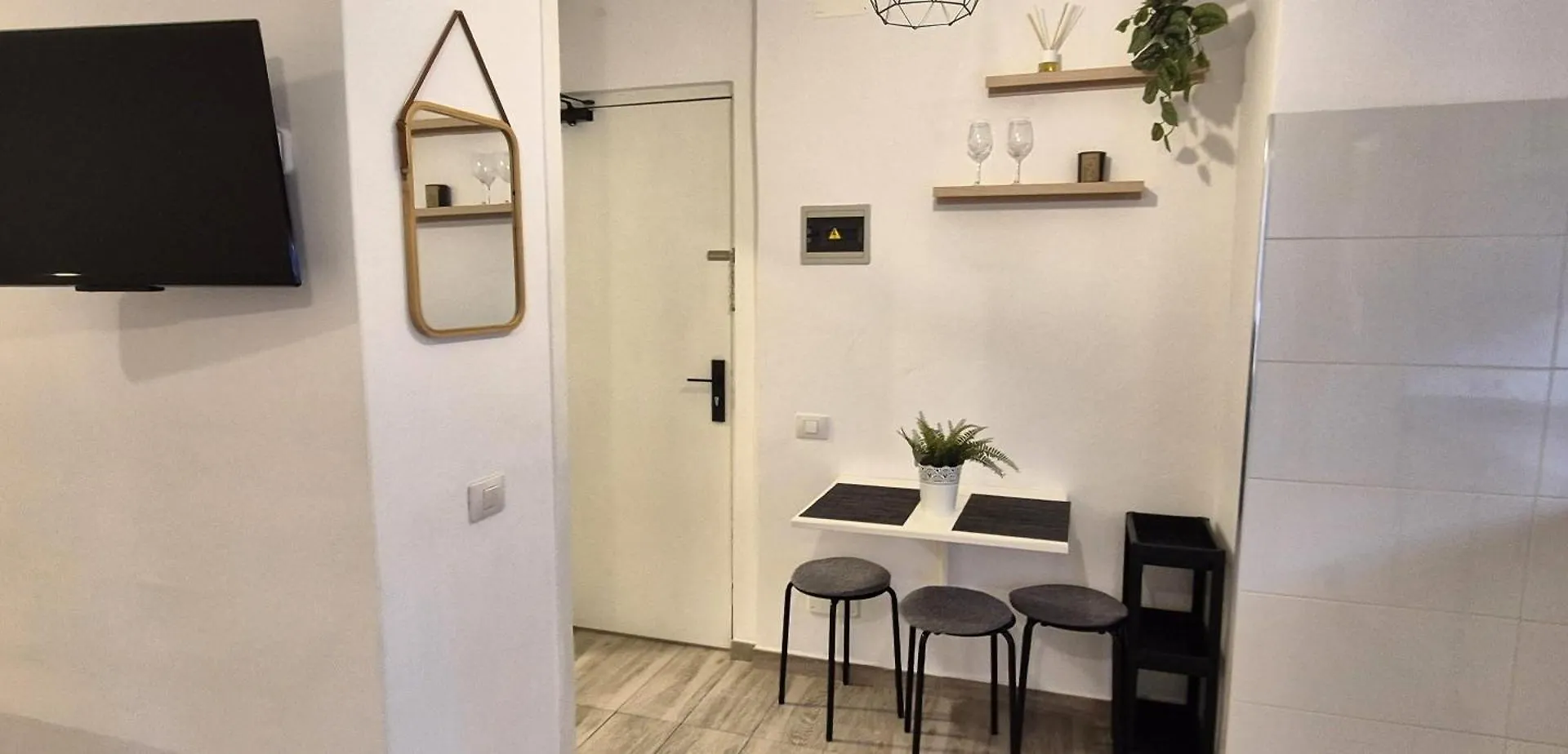 Apartamento Con Piscina En Puerto De La Cruz Spain